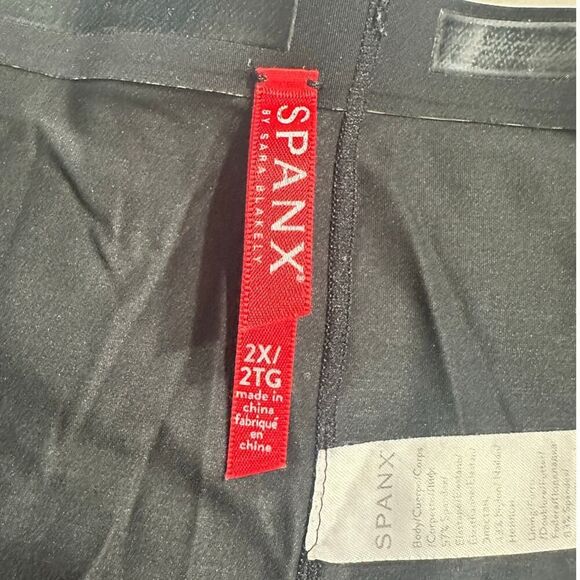 Spanx Mid-Thigh Shorts Women's Plus 2X Black Compression Lightweight Smoothing - Picture 5 of 10